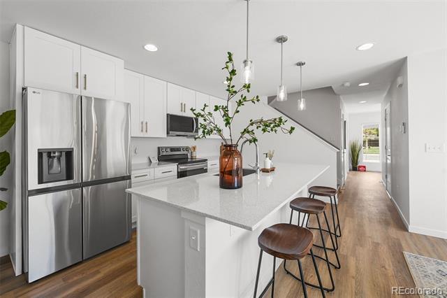 Building Photo - 1302 Akron St