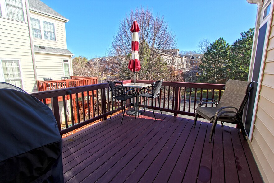 Building Photo - 4083 Walnut Cove Cir