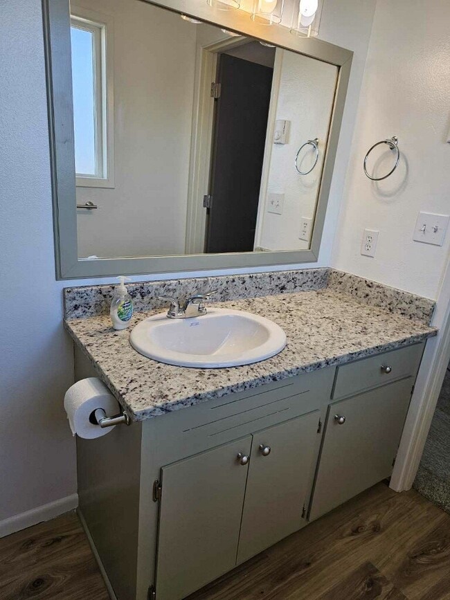 Building Photo - 749 1st St