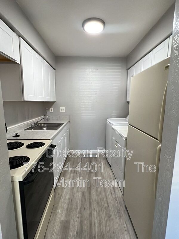 Building Photo - 1799 York Way