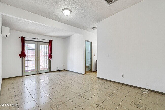 Building Photo - 6032 Belladonna Cir