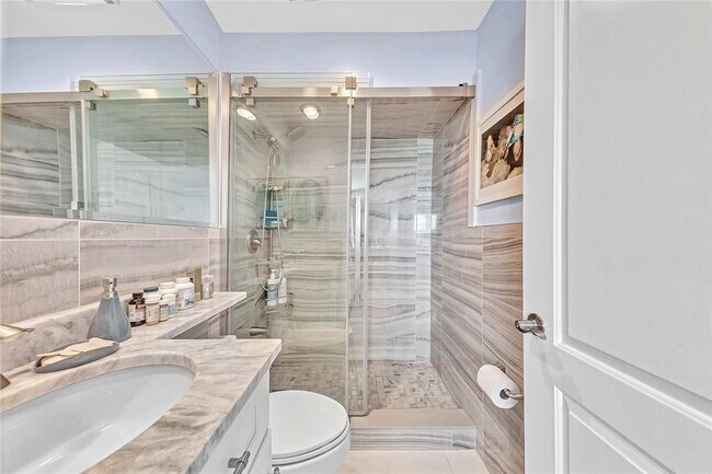 Building Photo - 1439 S Ocean Blvd