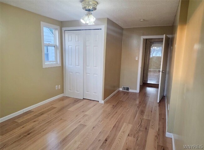 Building Photo - 80 Midland Dr