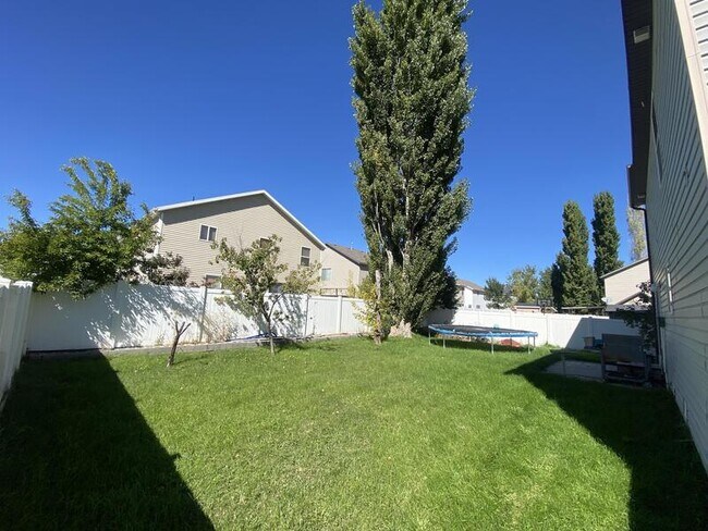 Building Photo - 432 S 1230 W