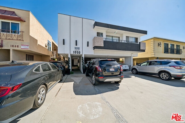 Building Photo - 1050 S Wooster St