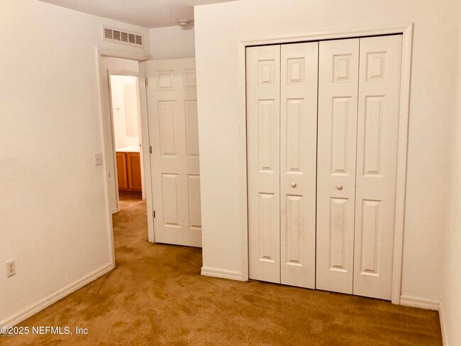 Building Photo - 10486 Autumn Trace Rd