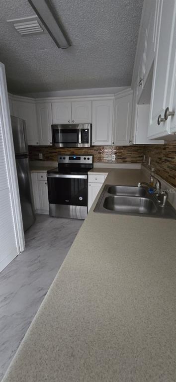 Building Photo - 8846 Coral Palms Ct