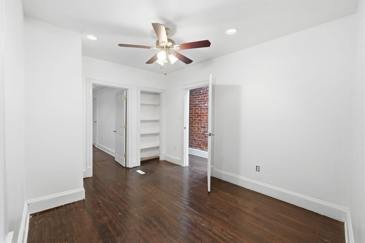 Building Photo - 2711 11th St NW