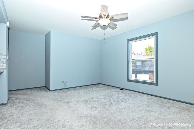 Building Photo - 1402 Inverrary Ln