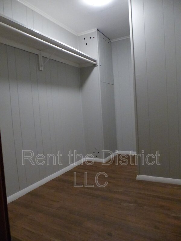 Building Photo - 4839 Yuma St NW