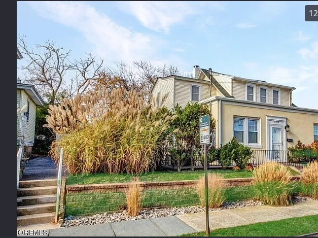 Building Photo - 1703 Webb St