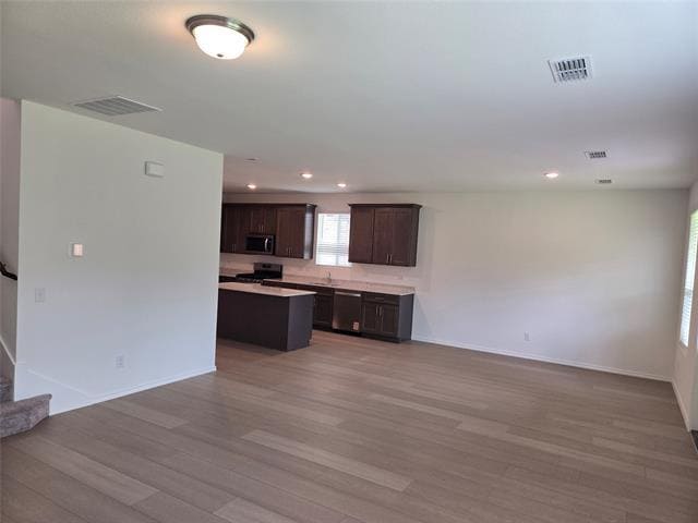 Building Photo - 2423 Carlow Ln