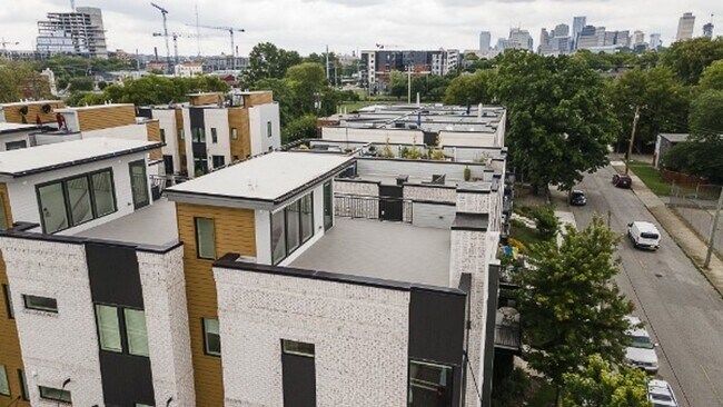 Building Photo - 3BR Germantown Townhome in the Heart of Nashville