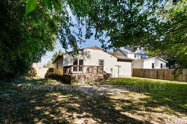 Building Photo - 36 Old Fox Hill Rd
