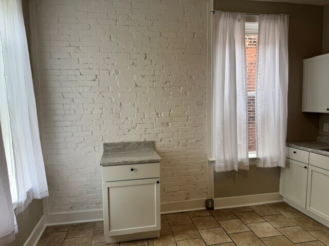 Building Photo - 3109 California Ave