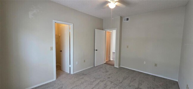 Building Photo - 4115 Chatham Oak Ct