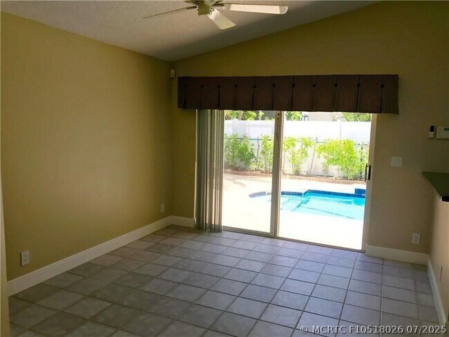Building Photo - 9821 Red Heart Ln