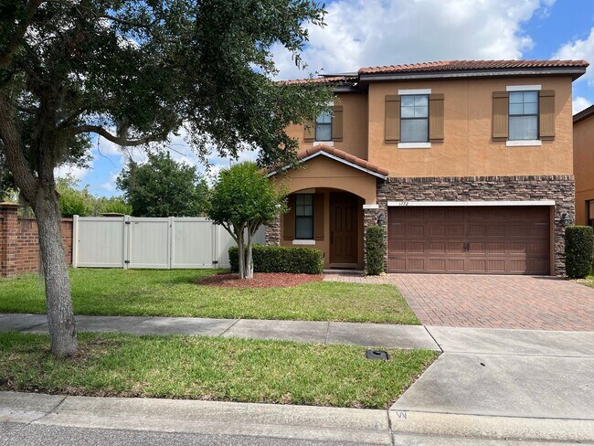 Primary Photo - Available Mid May! Spacious 4/2 Single Fam...