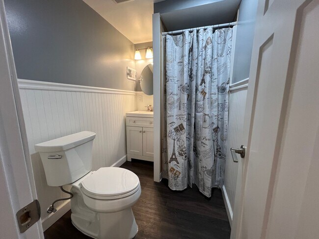 Building Photo - Lovely North Fargo Home