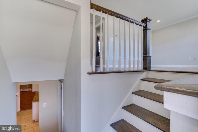 Building Photo - 1206 Riggs Ct