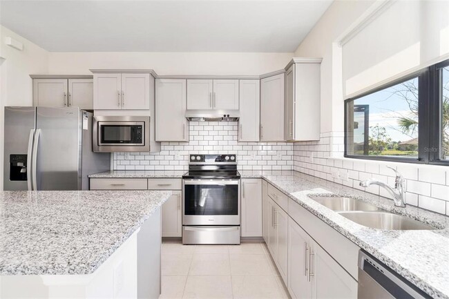 Building Photo - 13161 Oriago St