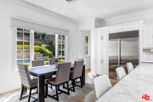 Building Photo - 25490 Prado De Las Bellotas