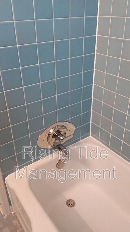 Building Photo - 18 Sunset Ln