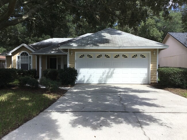 Building Photo - 1773 Chandelier Cir E