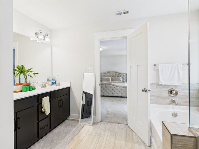 Building Photo - 6837 Sir Galahad Ct.
