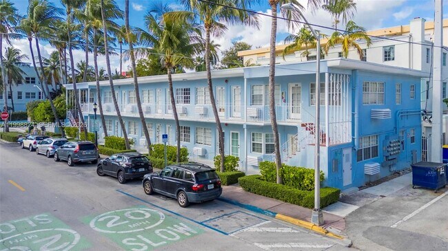 Building Photo - 635 8th St