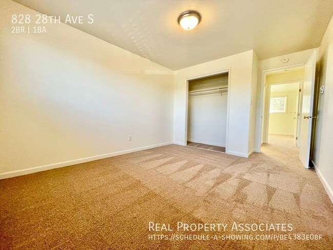 Building Photo - 828 28th Ave S