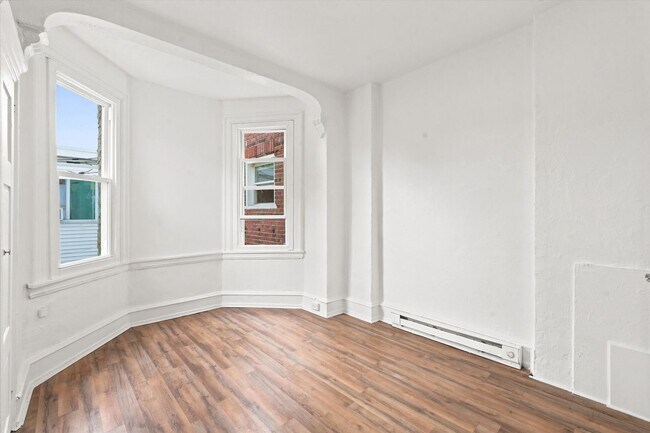 Building Photo - 2460 N 19th St