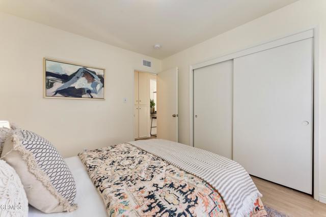 Building Photo - 5436 McCulloch Ave