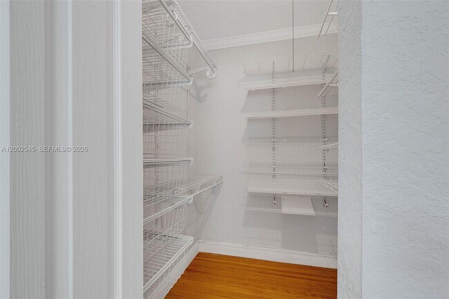 Building Photo - 3604 SW 60th Ave