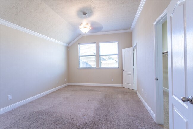 Building Photo - 22314 Sheldonwood Court