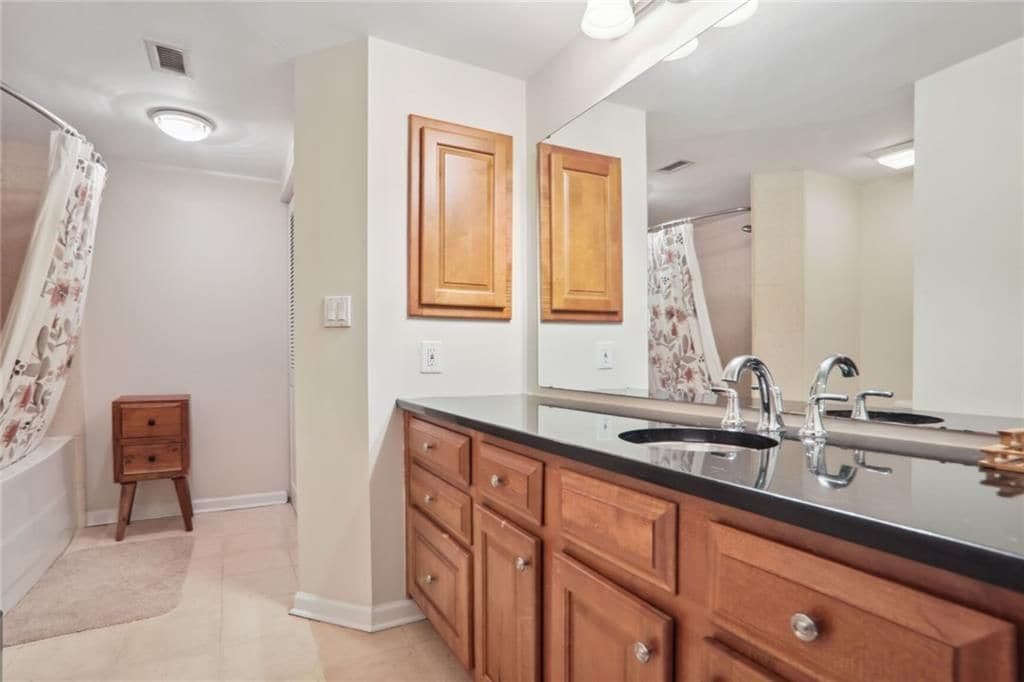 Building Photo - 199 14th St NE