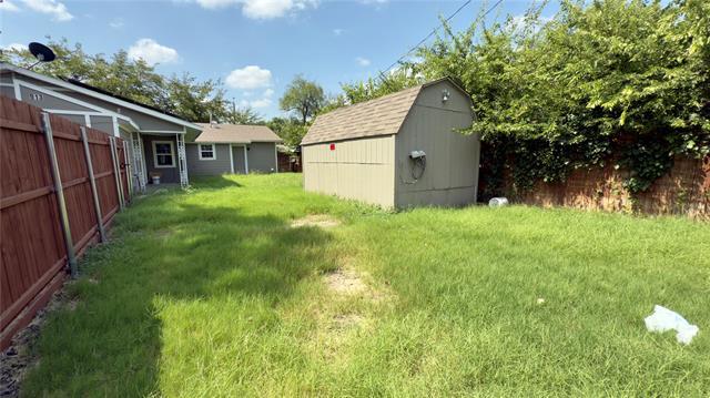 Building Photo - 913 Rosewood Hills Dr