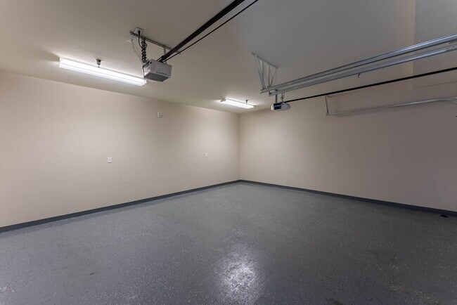 Building Photo - Discover the Ultimate in South Austin Living at Skybridge Lofts - Modern 2 Bedroom, 2.5 Bathroom ...