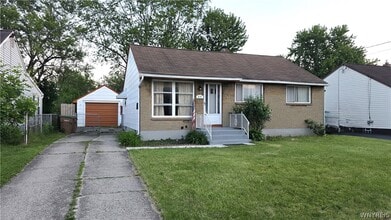 Building Photo - 419 Cherokee Dr