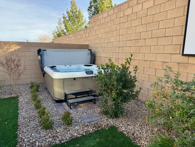 Building Photo - 8804 Trotternish Rdg