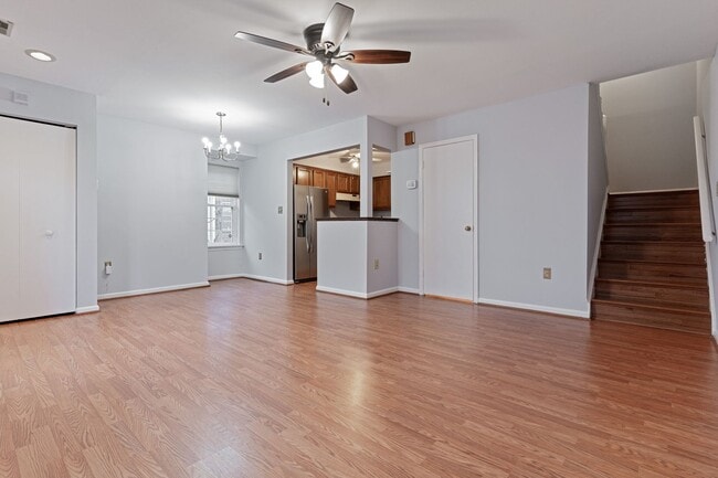 Building Photo - 48 Avonshire Ct