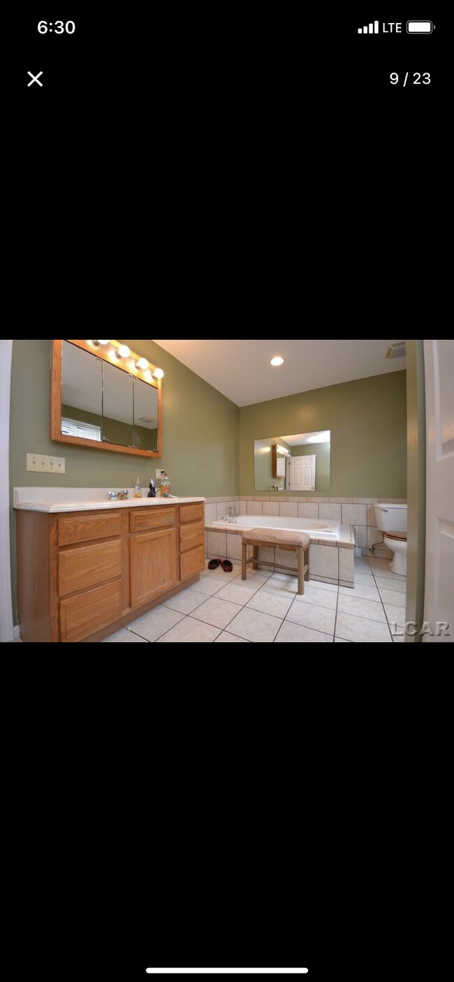 Building Photo - 7700 Reed Rd