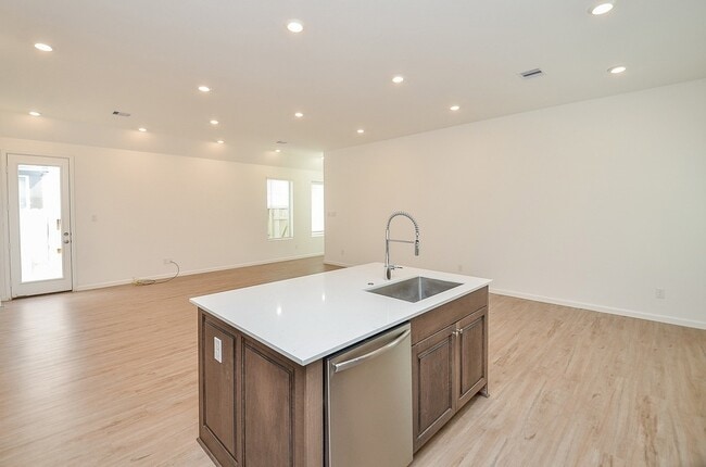 Building Photo - 4951 Sand Clouds Dr