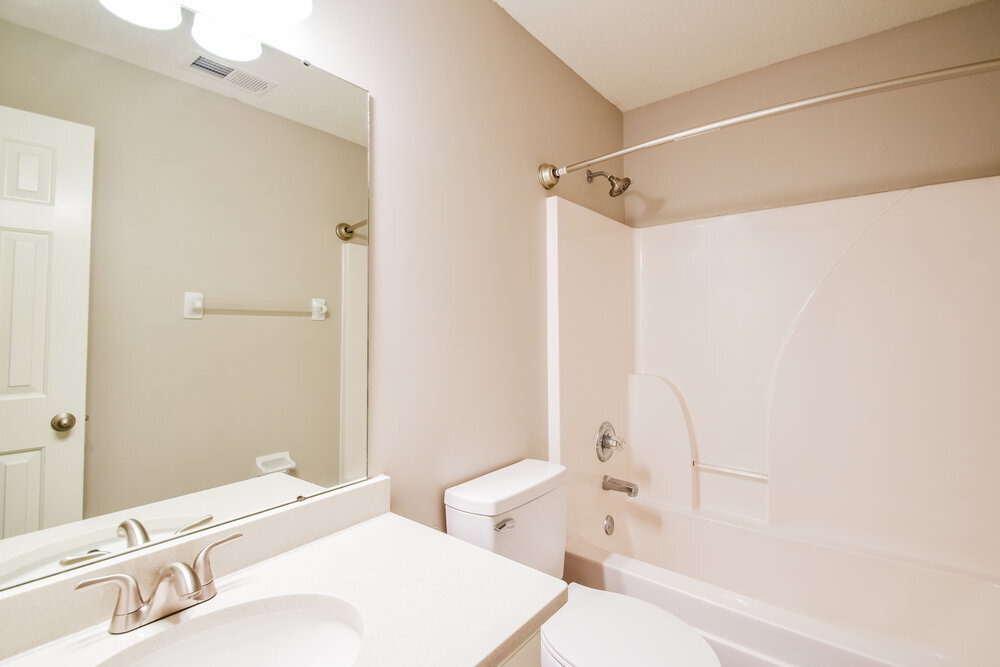 Building Photo - 10283 Green Moss Dr N