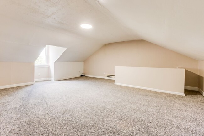 Building Photo - 2318 Leticoe St