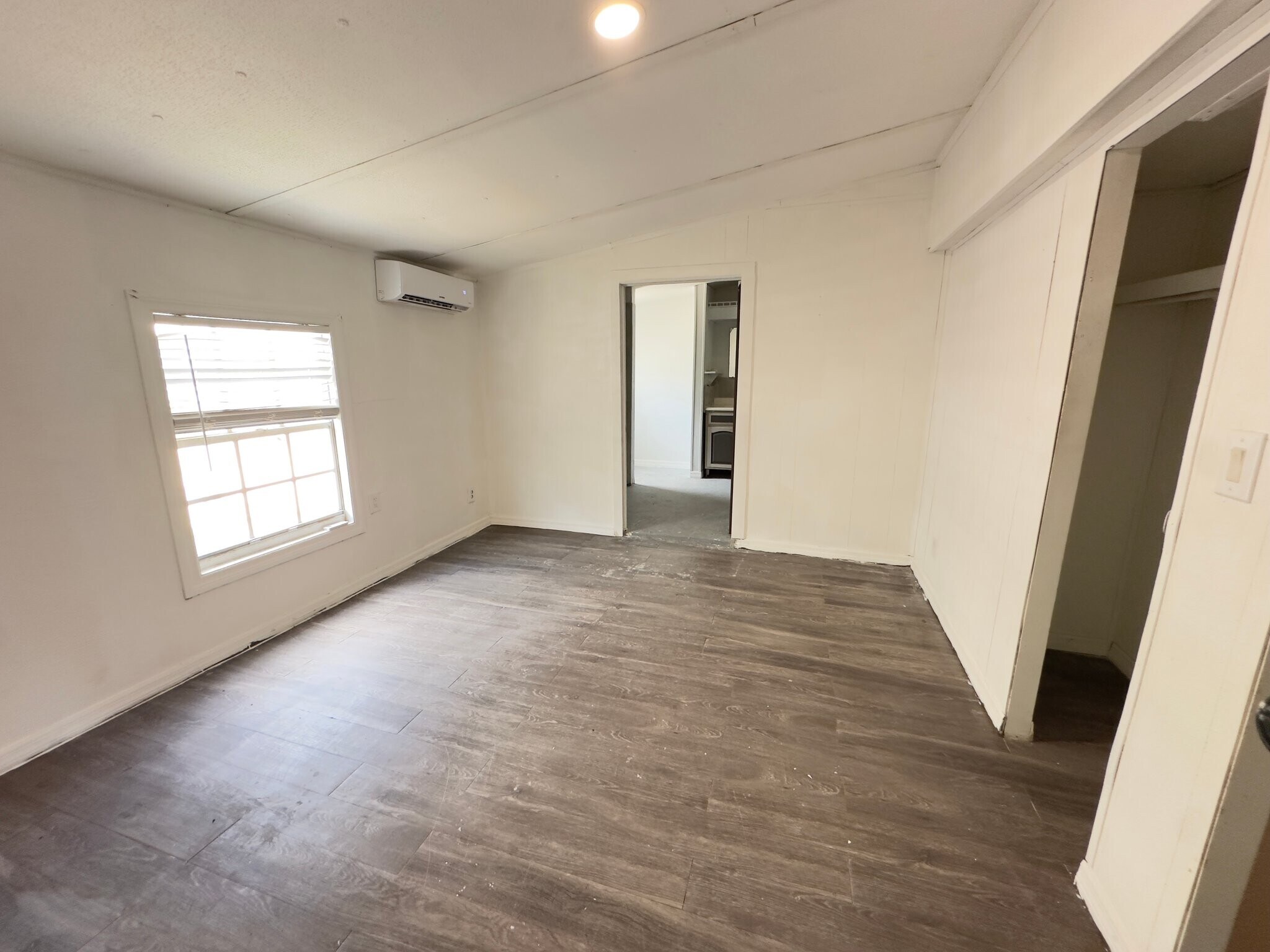 Building Photo - 1491 N 15th St