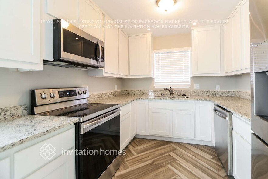 Building Photo - 1607 Remuda Cir