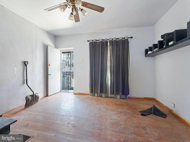 Building Photo - 1351 S 31st St