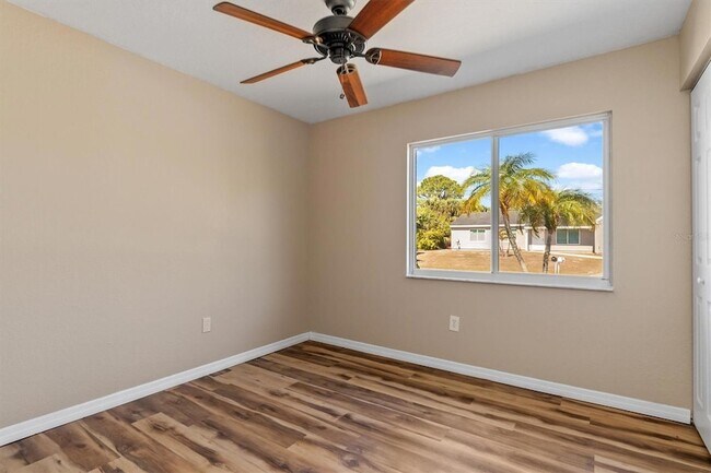 Building Photo - 18019 Avonsdale Cir