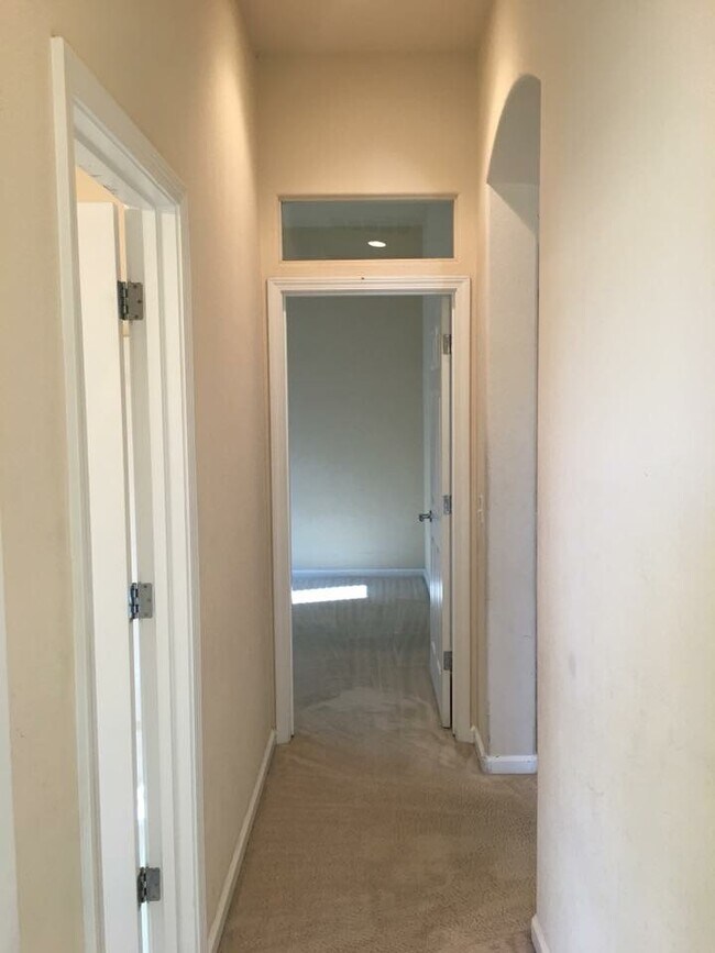 Building Photo - 5513 Goldseive Dr